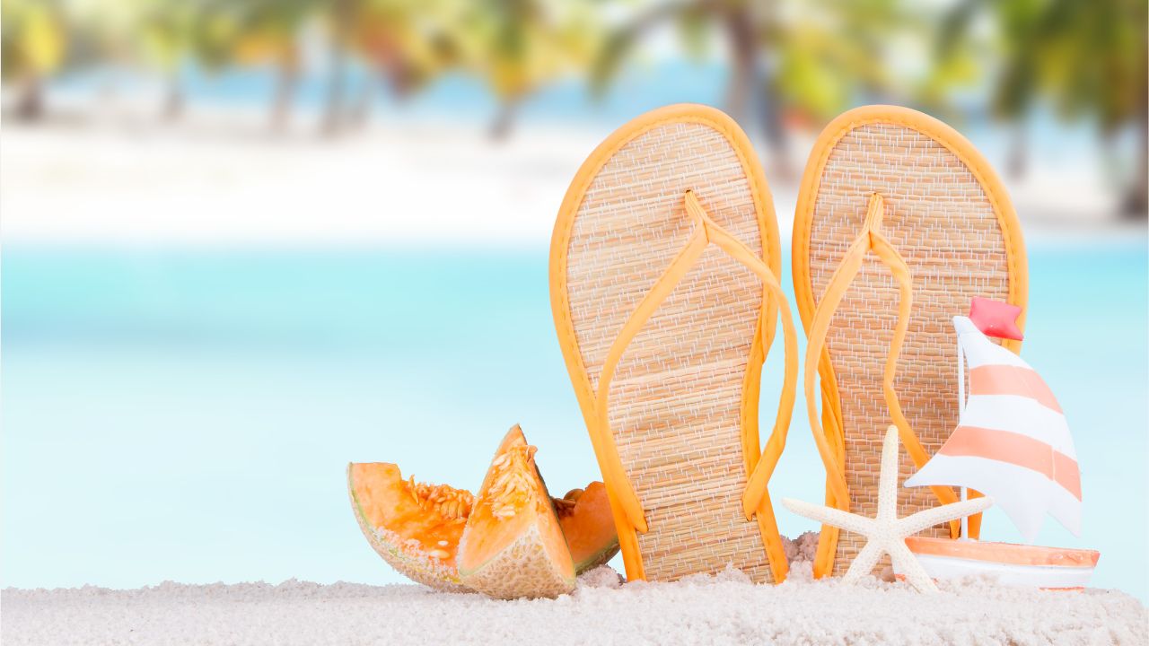 8 Essential Oils to Avoid in Summer